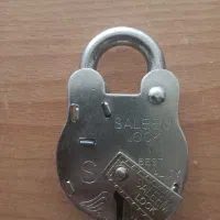 قفل عتیقه قدیمی