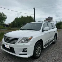 لکسوس LX570 بیرنگ و بی نقطه