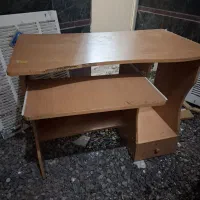 میز کامپیوتر