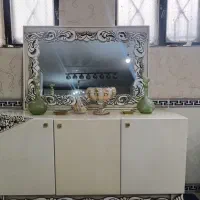 کنسول و آینه