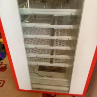 دستگاه جوجه کشی|لوازم جانبی حیوانات|سی‌سخت, |دیوار