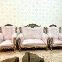 مبلمان نه نفره و نهارخوری شش نفره بسیار تمیز و شیک