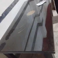 میز ناهار خوری برای کار اداری مناسبه در حد نو