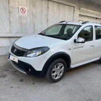 رنو ساندرو استپوی دنده ای