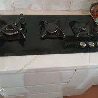گاز رومیزی شیشه ای به همراه کابینت