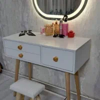 میز آرایش|تخت و سرویس خواب|شیراز, فخرآباد (دروازه کازرون)|دیوار