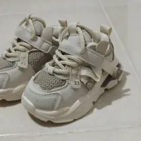 کتونی بچگانه