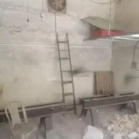 کارگاه داخل گاراژ