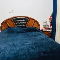 تخت دو نفره و میز ارایش