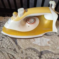 اتو بخار به همراه میز اتو|اتو و لوازم اتو|آستانه اشرفیه, |دیوار