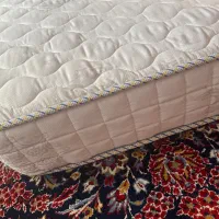 تخت دونفره تمام چوب برند آکاساAcasa با تشک خوشخواب|تخت و سرویس خواب|گنبد کاووس, |دیوار