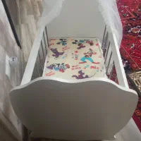 تخت خواب نوزادی|تخت و سرویس خواب|تبریز, |دیوار