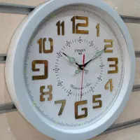 ساعت دیواری ۳۸در ۳۸ آرام گرد و بیصدا