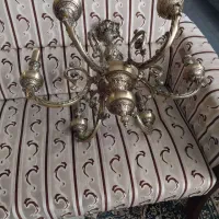 لوستر برنزی قدیمی سنگین