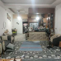 یک واحد113متری سندشش دانگ بامغازه.توس33