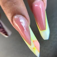 دستیار ناخن|استخدام درمانی، زیبایی، بهداشتی|تهران, نیروی هوایی (پیروزی)|دیوار