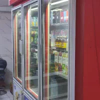 یخچال.  سوپرمارکت