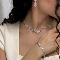 با بدلیجات و گوشواره‌های طرح جواهر بدرخشید|جواهرات|اصفهان, خلجا|دیوار