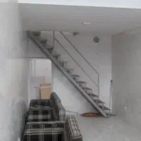 مغازه بر خیابان  اصلی