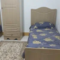 یک سرویس تخت وکمد نوجوان|تخت و سرویس خواب|تاکستان, |دیوار