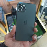 ایفون 11 پرو لاکاغذی