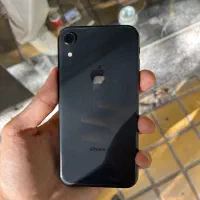اپل iPhone XR با حافظهٔ ۶۴ گیگابایت