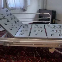 تخت بیمارستانی برقی سه شکن با قابلیت تنظیم ارتفاع|تخت و سرویس خواب|خمام, |دیوار