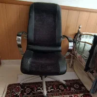 صندلی گردون و جرخشی