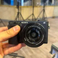 دوربین سونی با لنز کیت Sony a6400 kit 16-50|دوربین عکاسی و فیلم‌برداری|تهران, فردوسی|دیوار