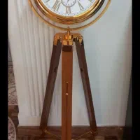 ساعت ایستاده