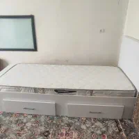 تختخواب یکنفره همراه تشک و رو تشکی