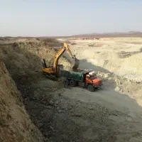 پیمانکاری و استخراج معادن