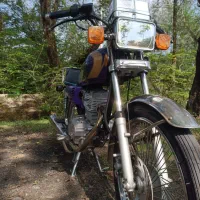 پرواز 200|موتورسیکلت|لاهیجان, شیشه گران|دیوار