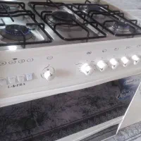 اجاق‌گاز بسیار تمیز