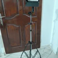 پایه و پرژکتور عکاسی
