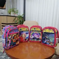 کوله پشتی مدارس