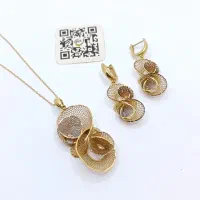نیم ست طلای 18عیار دو رنگ طرح گل