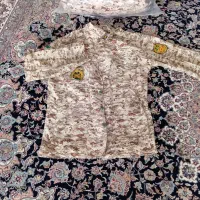 یک دست لباس سربازی