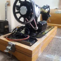 چرخ خیاطی قدیمی خانگی