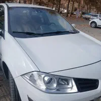 مگان سفید تمیز