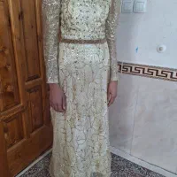 لباس مجلسی|لباس|قروه, |دیوار