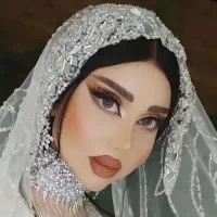 رنگ و لایت ، میکاپ و شنیون ، میکرو بلیدینگ و..