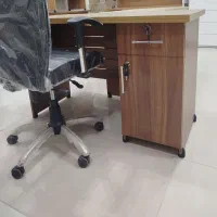 میز تحریر، دلاور ، کمد