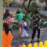 مربی مهد دوزبانه