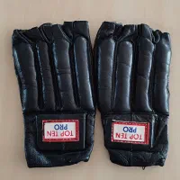 دستکش ورزشی