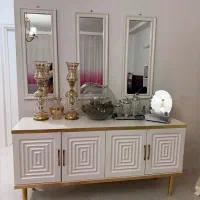 میز تلویزیون و آینه کنسول