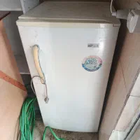 یخچال پارس ۹ فوت بسیار تمیز