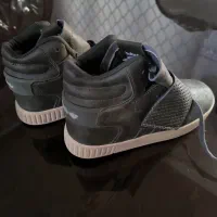 نیم بوت آدیداس نونوجنس عالی و نرم سایز ۳۷ یا ۳۶|کیف، کفش، کمربند|تهران, کرمان|دیوار