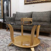 میز وسط مبل طلایی