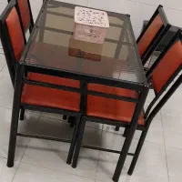 میز و صندلی